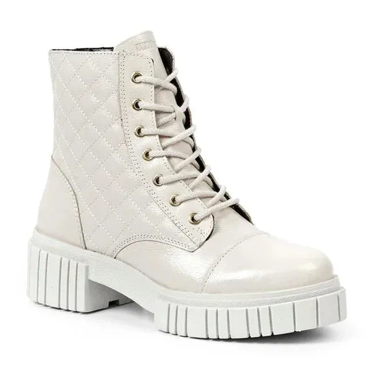 Bota Coturno Calprado Feminina Couro Matelassê Dia a Dia Off White Kader Woman