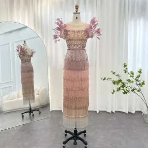 Vestido de Festa Luxo Alta Costura com Detalhes em Plumas